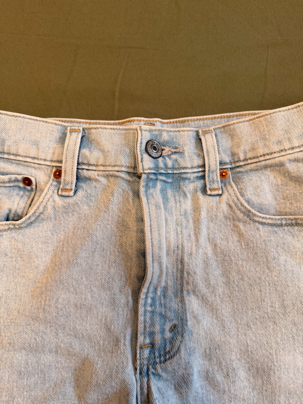 Abercrombie & Fitch Light Wash Denim Shorts - Picture 2 of 8